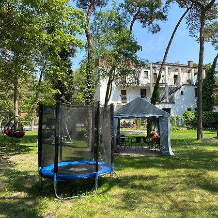 Aqua Marine Apartment Юрата Екстериор снимка