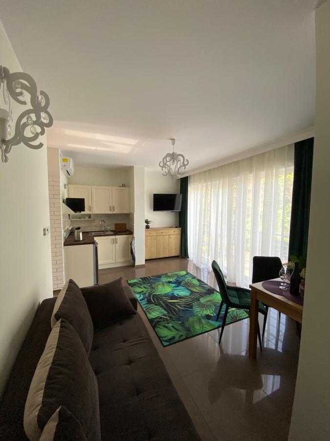 Aqua Marine Apartment Юрата Екстериор снимка