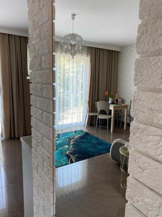Aqua Marine Apartment Юрата Екстериор снимка